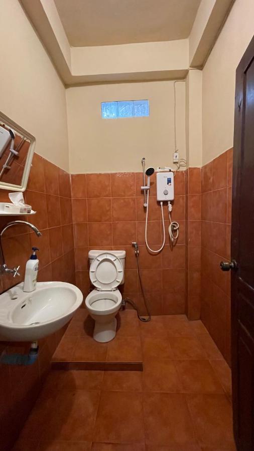Sokxay Guerthouse Hotell Vang Vieng Exteriör bild