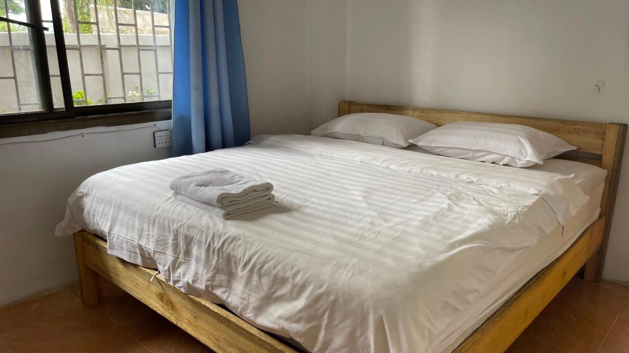 Sokxay Guerthouse Hotell Vang Vieng Exteriör bild