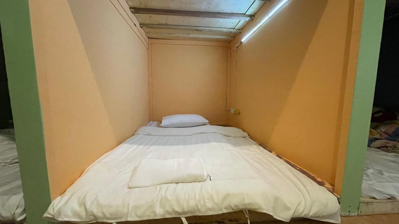 Sokxay Guerthouse Hotell Vang Vieng Exteriör bild