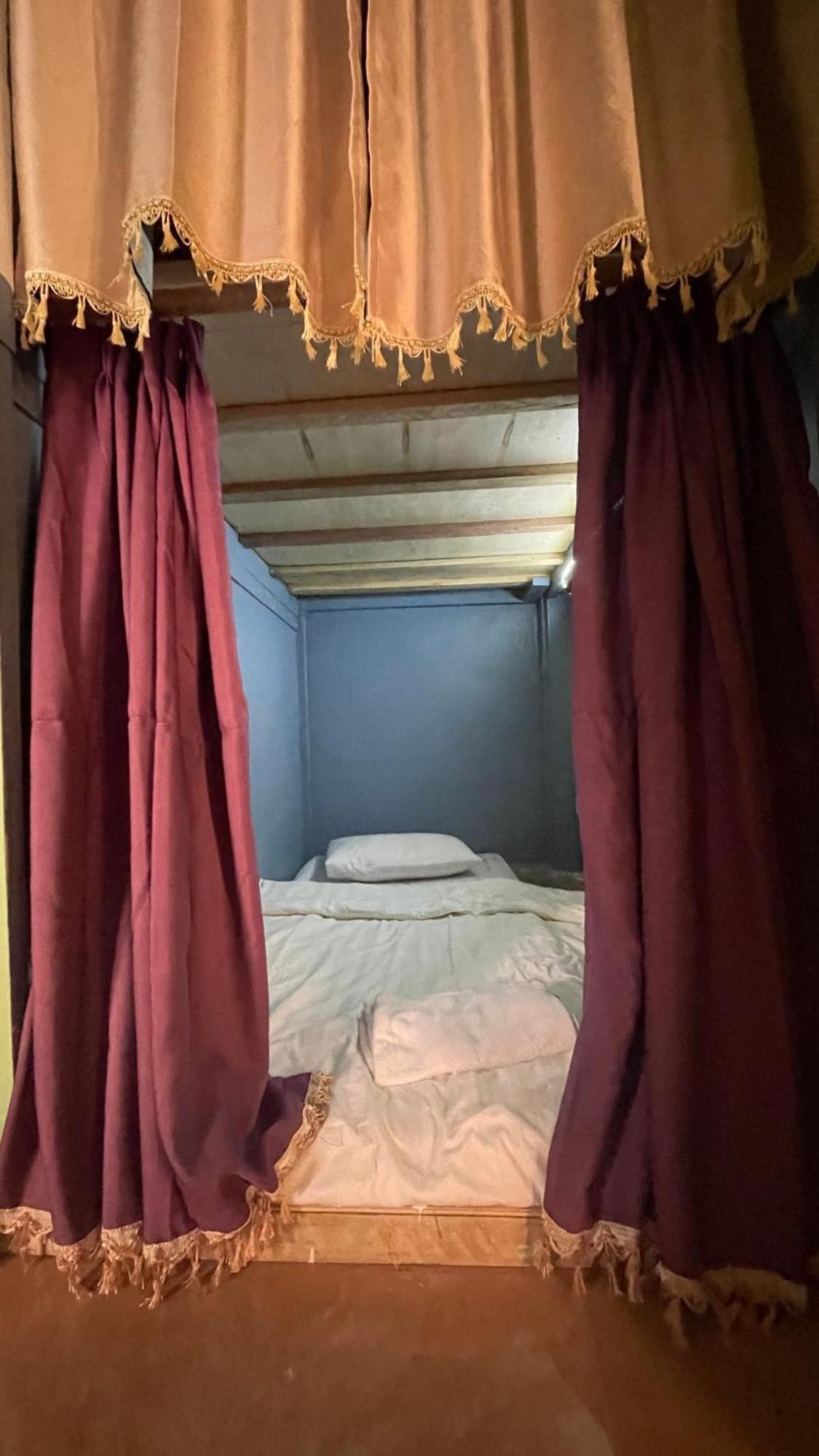Sokxay Guerthouse Hotell Vang Vieng Exteriör bild