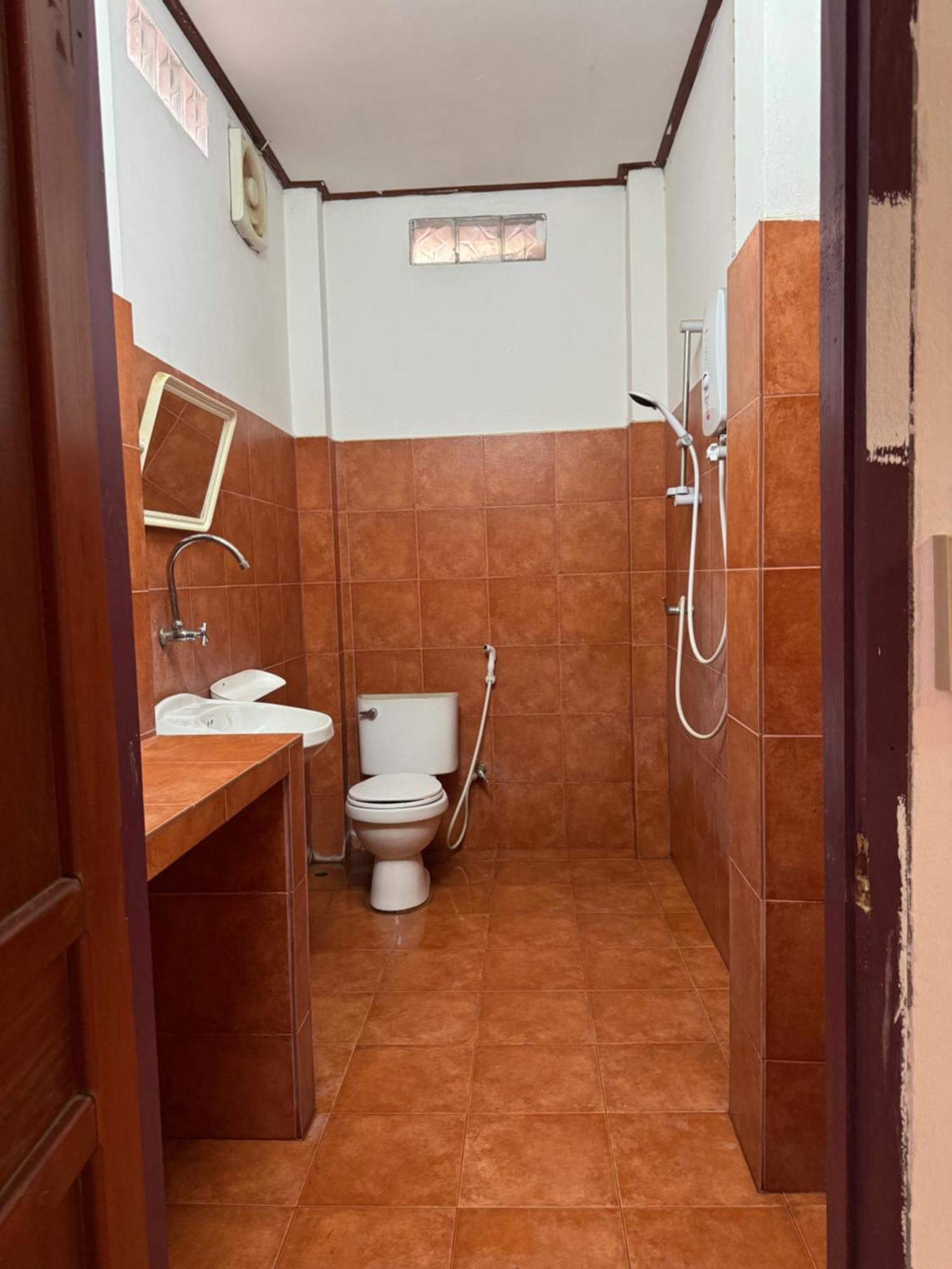 Sokxay Guerthouse Hotell Vang Vieng Exteriör bild