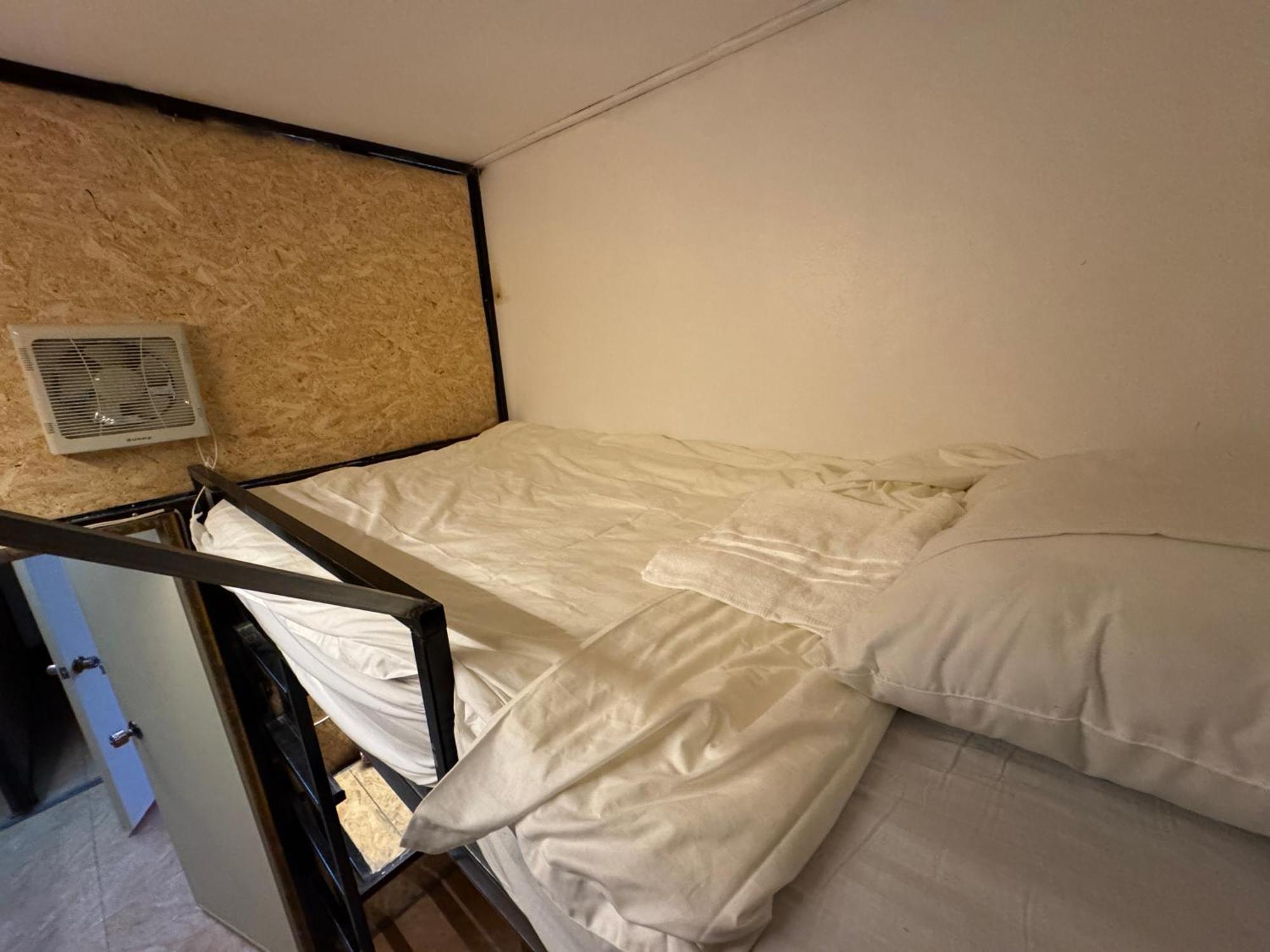 Sokxay Guerthouse Hotell Vang Vieng Exteriör bild
